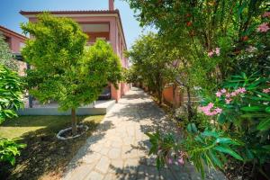 Gallery image of VILLA ARMONIA GUEST HOUSE in Prinos
