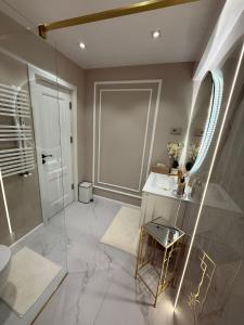 Koupelna v ubytování BRIZA Boutique Hotel Mamaia
