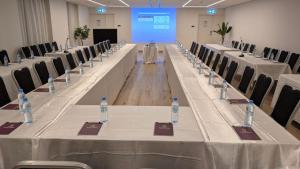 Konferenční prostory v ubytování ONOMO ALLURE ABIDJAN BAOBAB
