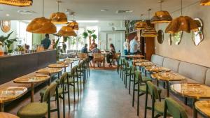 Restaurace v ubytování ONOMO ALLURE ABIDJAN BAOBAB