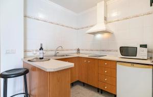 Η κουζίνα ή μικρή κουζίνα στο 1 Bedroom Nice Apartment In Nerja