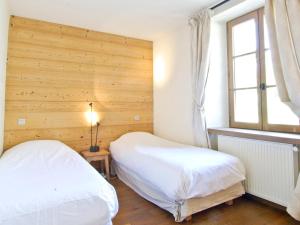 Posteľ alebo postele v izbe v ubytovaní Appartement de standing avec balcon et WiFi à Chamonix - FR-1-343-176