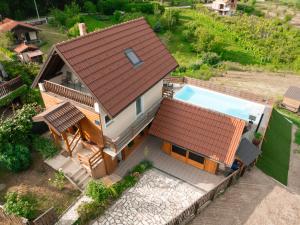 Fotografie z fotogalerie ubytování Kuća za odmor Holiday Spa House Kostanjevec s bazenom,saunom i jacuzzijem,Zagreb v destinaci Velika Gorica