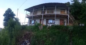 Κήπος έξω από το Rishu Home stay