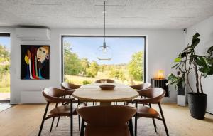 Ảnh trong thư viện ảnh của Two Bedroom Nice Home In Vejby ở Vejby