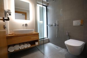Koupelna v ubytování NOI HOTEL