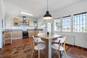 Dapur atau dapur kecil di Casa Con Vistas Aiguablava +7 gambar