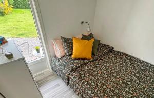 Voodi või voodid majutusasutuse 2 Bedroom Amazing Home In Falkenberg toas