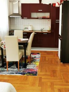 Kuchyň nebo kuchyňský kout v ubytování Apartments Mara Cres