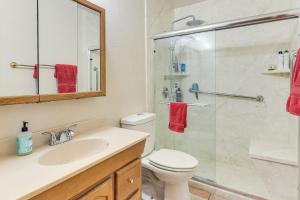 Ένα μπάνιο στο Walk to State Park Secluded Retreat in Las Cruces +20 φωτογραφίες