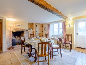 Χώρος καθιστικού στο 4 Bed in Isle of Purbeck 78042