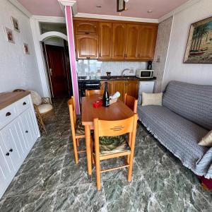 Kuchyň nebo kuchyňský kout v ubytování Apartamento Zodiac AB 6D + 10 fotografií