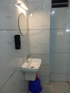 Hotel Samudra Tara的一间浴室