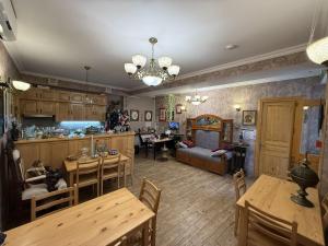 Posezení v ubytování Guest House Goari