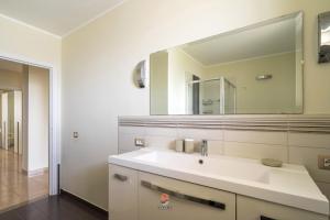 Koupelna v ubytování Casa Esperanza by Vivimy + 99 fotografií