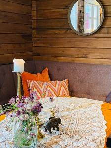 Φωτογραφία από το άλμπουμ του Charming Cabin On Veiholmen's Inner Harbor σε Smøla +10 φωτογραφίες