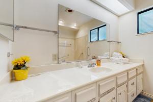 Ένα μπάνιο στο Lollipop Lakehouse +24 φωτογραφίες