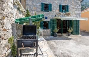 Φωτογραφία από το άλμπουμ του 1 Bedroom Awesome Home In Drivenik σε Drivenik