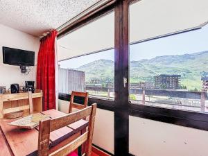 Nespecifikovaný výhled na hory nebo výhled na hory při pohledu z apartmánu