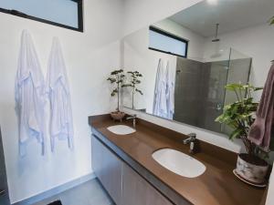 Ένα μπάνιο στο Cocora Real +21 φωτογραφίες