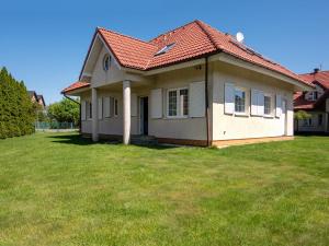 Budynek, w którym mieści się dom wakacyjny