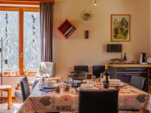 Posezení v ubytování Apartment Ryad C by Interhome