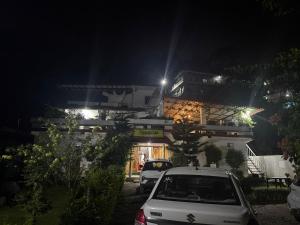 El edificio en el que está la habitación en casa particular 2 fotos más