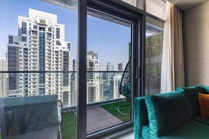 Posezení v ubytování FULL Burj Khalifa view LUX 2Bedroom with Rooftop Pool Central location in Paramount Hotel Midtown