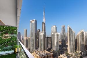 Nespecifikovaný výhled na destinaci Dubaj nebo výhled na město při pohledu z apartmánu