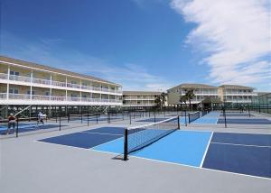 Tenis a/nebo squash v ubytování Sandpiper Cove 2060 nebo okolí