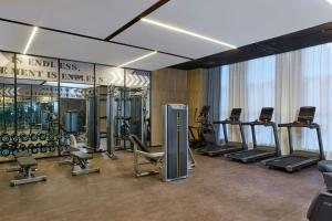 Fitness centrum a/nebo fitness zařízení v ubytování Four Points by Sheraton Yining