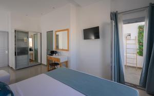 A television and/or entertainment centre at Impressive One