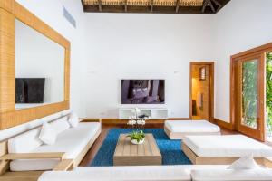 Μια τηλεόραση ή/και κέντρο ψυχαγωγίας στο Casa Sphere