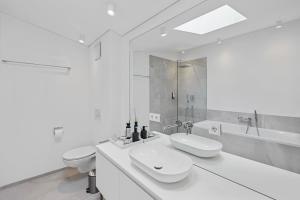 Koupelna v ubytování Bodensee Loft in Strandnähe + 25 fotografií