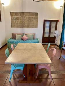 Et opholdsområde på Casetta al Corso + 11 billeder