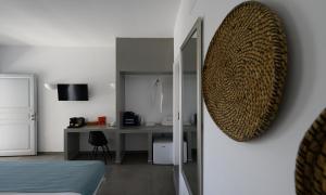 A kitchen or kitchenette at Impressive One
