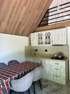 Η κουζίνα ή μικρή κουζίνα στο Aframe House By Qalacıq sweet house