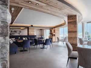 Restaurace v ubytování Hotel Garni Pinzgau, Fabian Hüttl