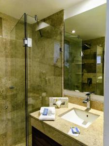 Koupelna v ubytování Hotel Calypso Cancun