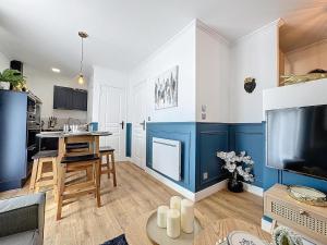 Dapur atau dapur kecil di L'Azuro - jardin privé