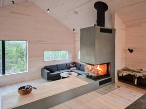 Gallery image of Architect-Designed Cabin At Hallandsfjellet in Rødberg