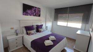 Postel nebo postele na pokoji v ubytování Amplio piso con garaje en Boiro