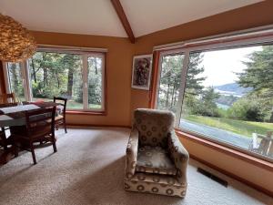 Loodusmaastik puhkemaja lähedal