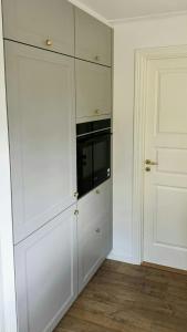 Billede fra billedgalleriet på Bright Summer House Near Hyllingebjerg Beach i Melby