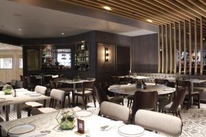 Restaurace v ubytování Hotel Intercontinental Cali by IHG