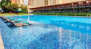 Bazén v ubytování Hotel Intercontinental Cali by IHG nebo v jeho okolí