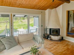 Posezení v ubytování Nature-Close Cottage Near The Sea + 9 fotografií