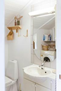 Billede fra billedgalleriet på Home With Tranquility And Space For Play i Gedser