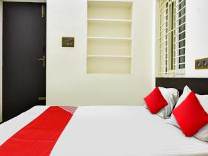 Fotografie z fotogalerie ubytování Hotel O A K residency v destinaci Pīlamedu