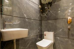 Koupelna v ubytování New Hotel Star The Price